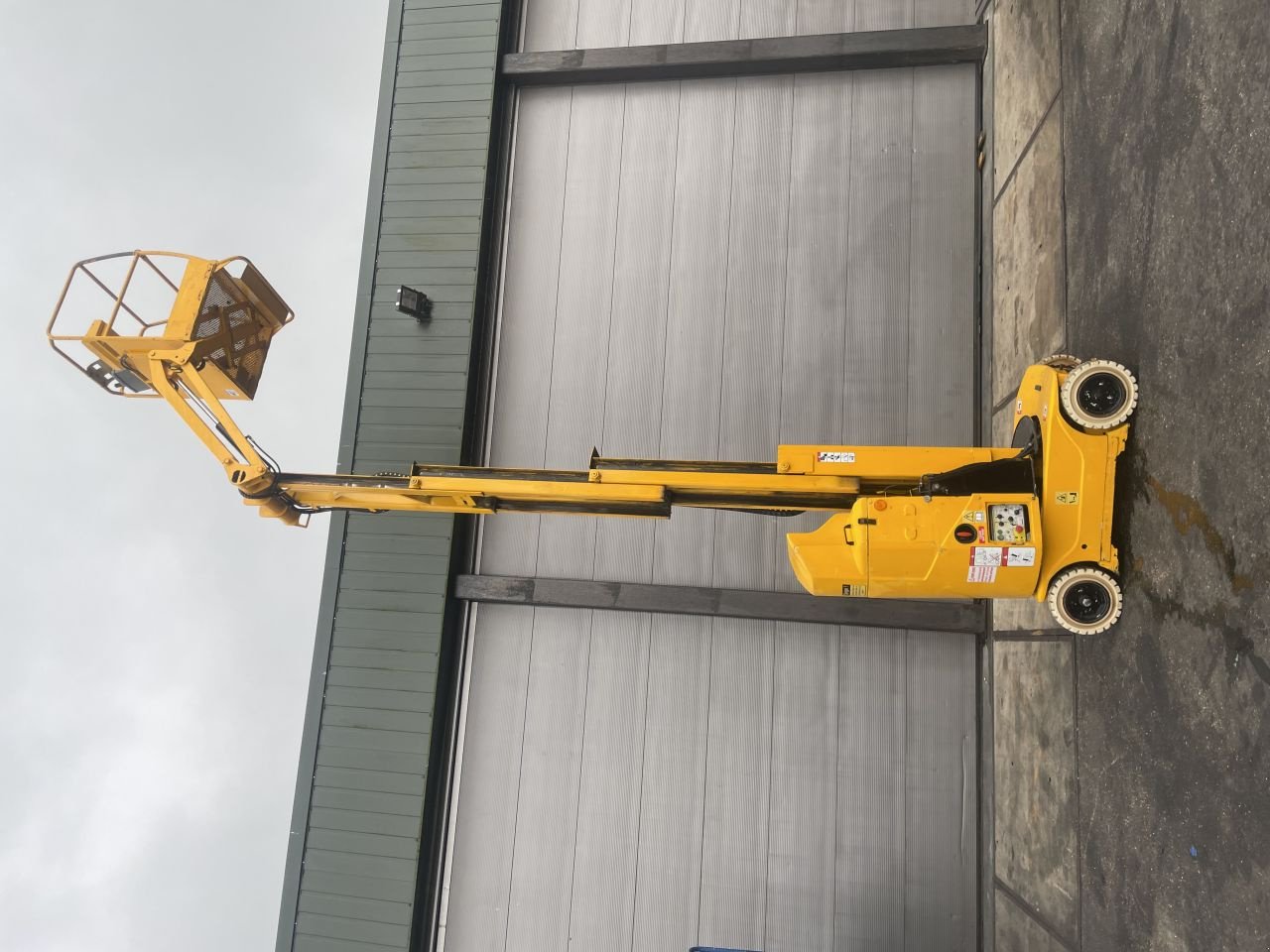 Teleskoparbeitsbühne van het type JLG 800A, Gebrauchtmaschine in Giessenburg (Foto 3)