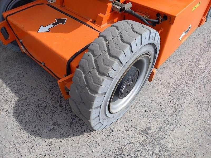 Teleskoparbeitsbühne του τύπου JLG E300AJP, Gebrauchtmaschine σε Waregem (Φωτογραφία 11)