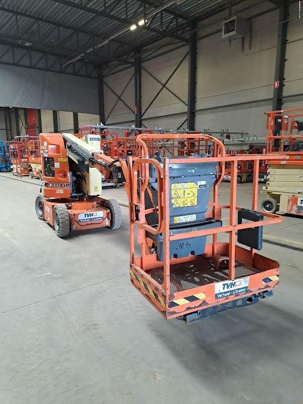 Teleskoparbeitsbühne des Typs JLG E300AJP, Gebrauchtmaschine in Waregem (Bild 3)