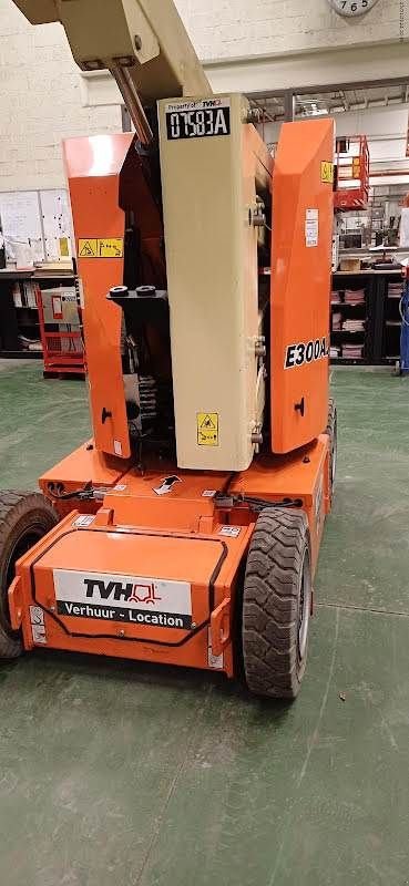 Teleskoparbeitsbühne del tipo JLG E300AJP, Gebrauchtmaschine en Waregem (Imagen 4)