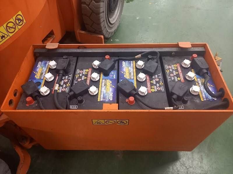 Teleskoparbeitsbühne tipa JLG E300AJP, Gebrauchtmaschine u Waregem (Slika 5)