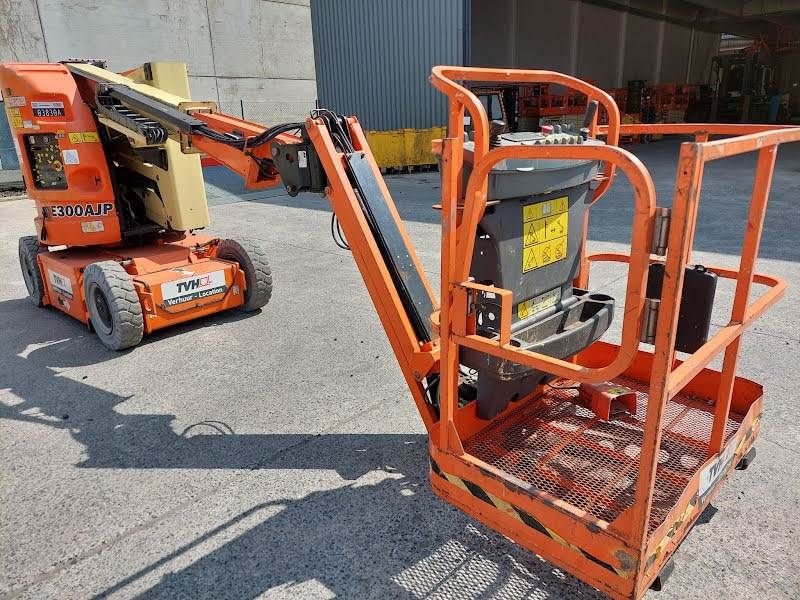 Teleskoparbeitsbühne del tipo JLG E300AJP, Gebrauchtmaschine en Waregem (Imagen 9)