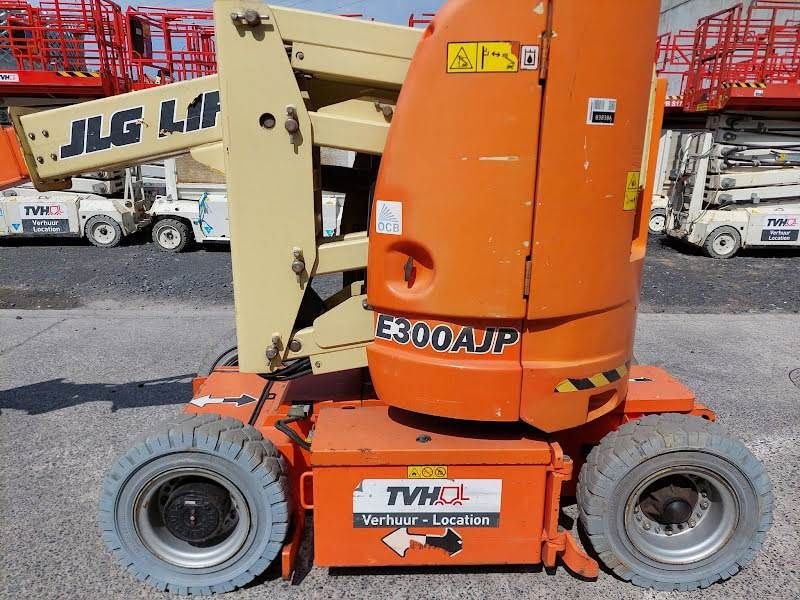 Teleskoparbeitsbühne del tipo JLG E300AJP, Gebrauchtmaschine en Waregem (Imagen 8)