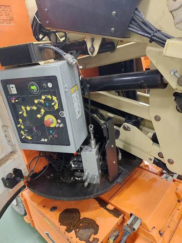 Teleskoparbeitsbühne del tipo JLG E300AJP, Gebrauchtmaschine en Waregem (Imagen 3)