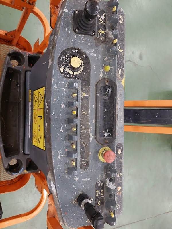 Teleskoparbeitsbühne tip JLG E300AJP, Gebrauchtmaschine in Waregem (Poză 7)