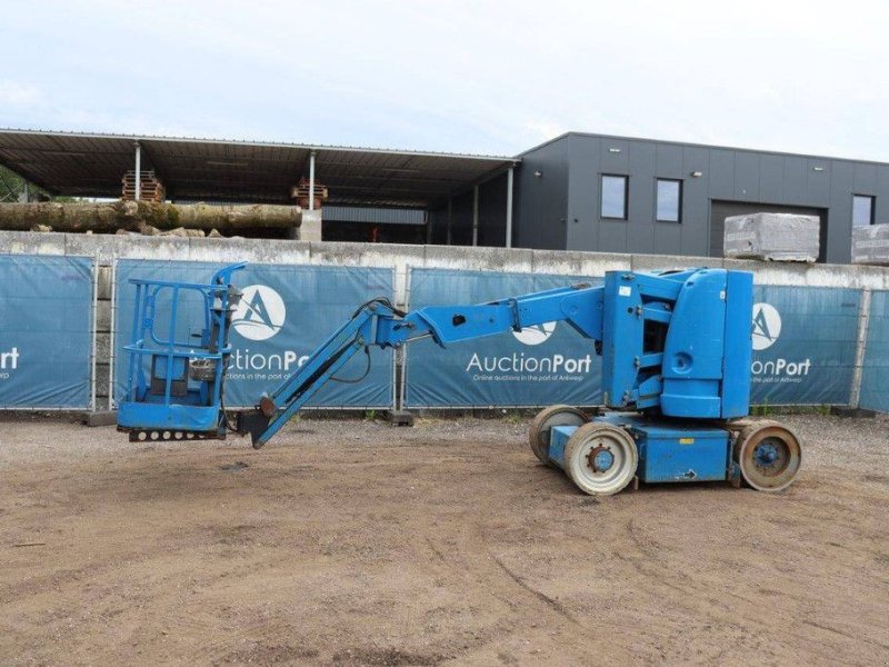 Teleskoparbeitsbühne des Typs JLG E300AJP, Gebrauchtmaschine in Antwerpen (Bild 1)