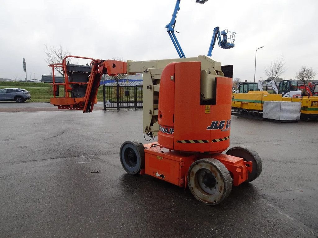 Teleskoparbeitsbühne van het type JLG E300AJP, Gebrauchtmaschine in Zutphen (Foto 3)