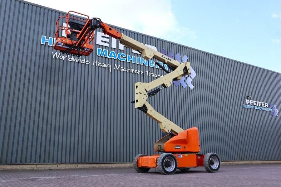 Teleskoparbeitsbühne van het type JLG E400AJP Electric, 14,2m Working Height, 7.5m Reach, Gebrauchtmaschine in Groenlo (Foto 3)