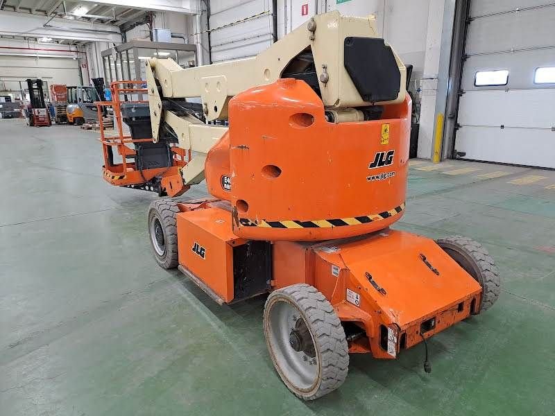 Teleskoparbeitsbühne от тип JLG E400AN, Gebrauchtmaschine в Waregem (Снимка 4)