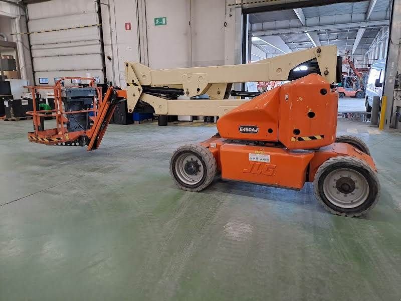 Teleskoparbeitsbühne del tipo JLG E450AJ, Gebrauchtmaschine en Waregem (Imagen 2)