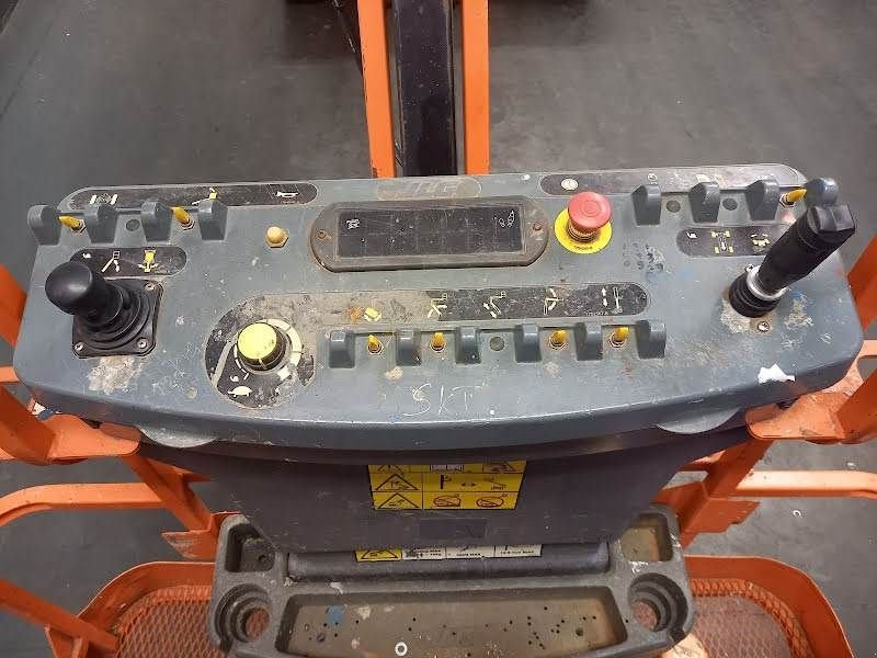 Teleskoparbeitsbühne del tipo JLG E450AJ, Gebrauchtmaschine en Waregem (Imagen 8)