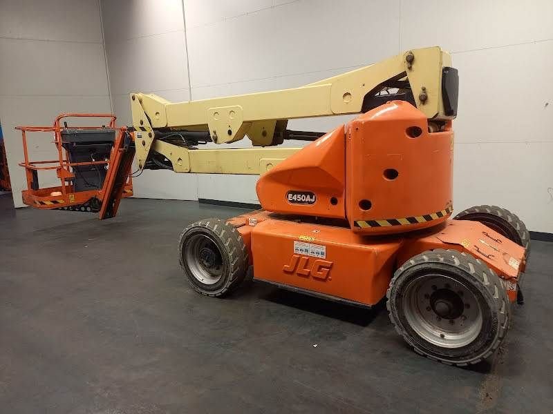 Teleskoparbeitsbühne du type JLG E450AJ, Gebrauchtmaschine en Waregem (Photo 3)