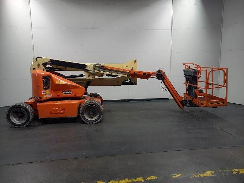 Teleskoparbeitsbühne du type JLG E450AJ, Gebrauchtmaschine en Waregem (Photo 2)