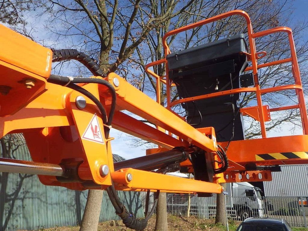 Teleskoparbeitsbühne des Typs JLG E450AJ, Gebrauchtmaschine in Antwerpen (Bild 11)