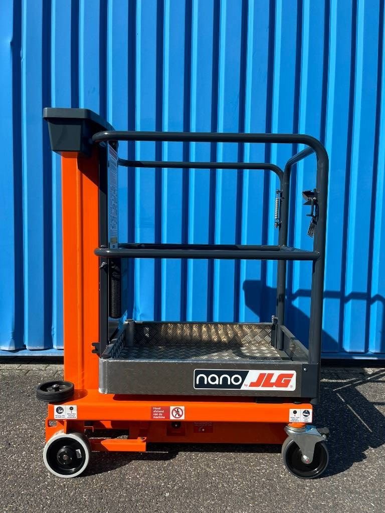 Teleskoparbeitsbühne des Typs JLG Nano, Neumaschine in Sittard (Bild 2)