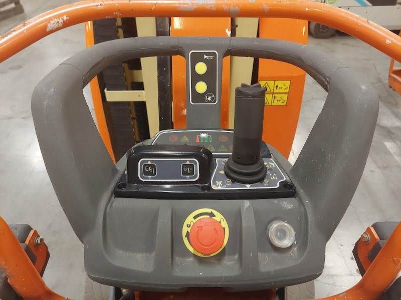 Teleskoparbeitsbühne tip JLG TOUCAN 10E-L, Gebrauchtmaschine in Waregem (Poză 5)