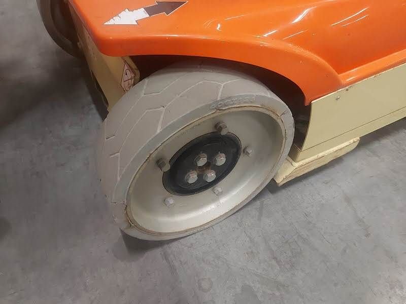 Teleskoparbeitsbühne del tipo JLG TOUCAN 10E-L, Gebrauchtmaschine en Waregem (Imagen 11)