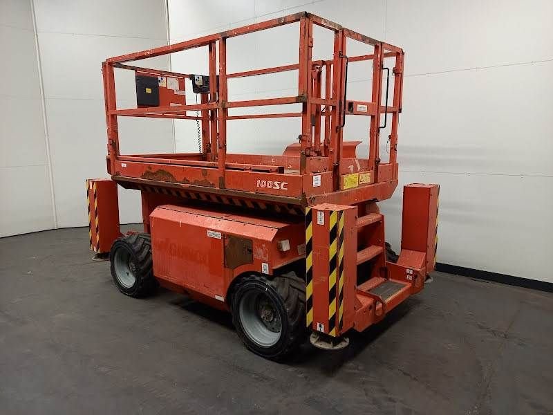 Teleskoparbeitsbühne du type Manitou 100SC, Gebrauchtmaschine en Waregem (Photo 3)