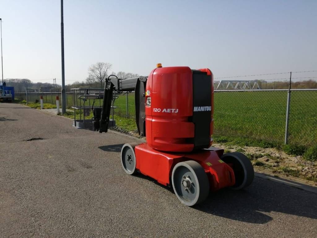 Teleskoparbeitsbühne typu Manitou 120 AETJ3D, Gebrauchtmaschine v Sittard (Obrázek 9)