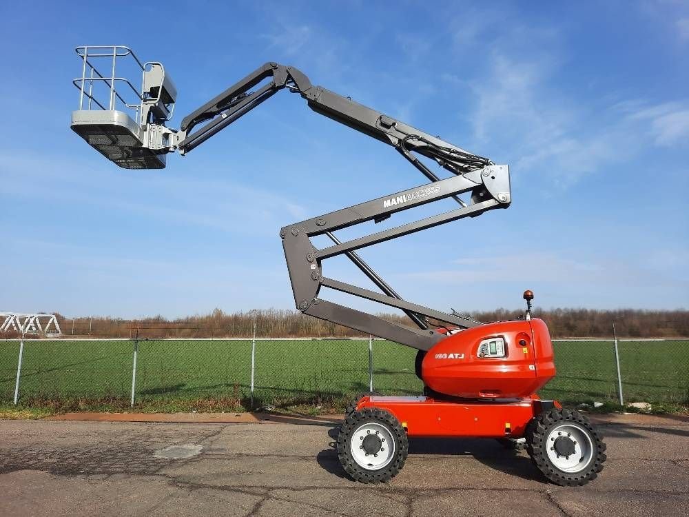 Teleskoparbeitsbühne du type Manitou 160 ATJ, Gebrauchtmaschine en Sittard (Photo 1)