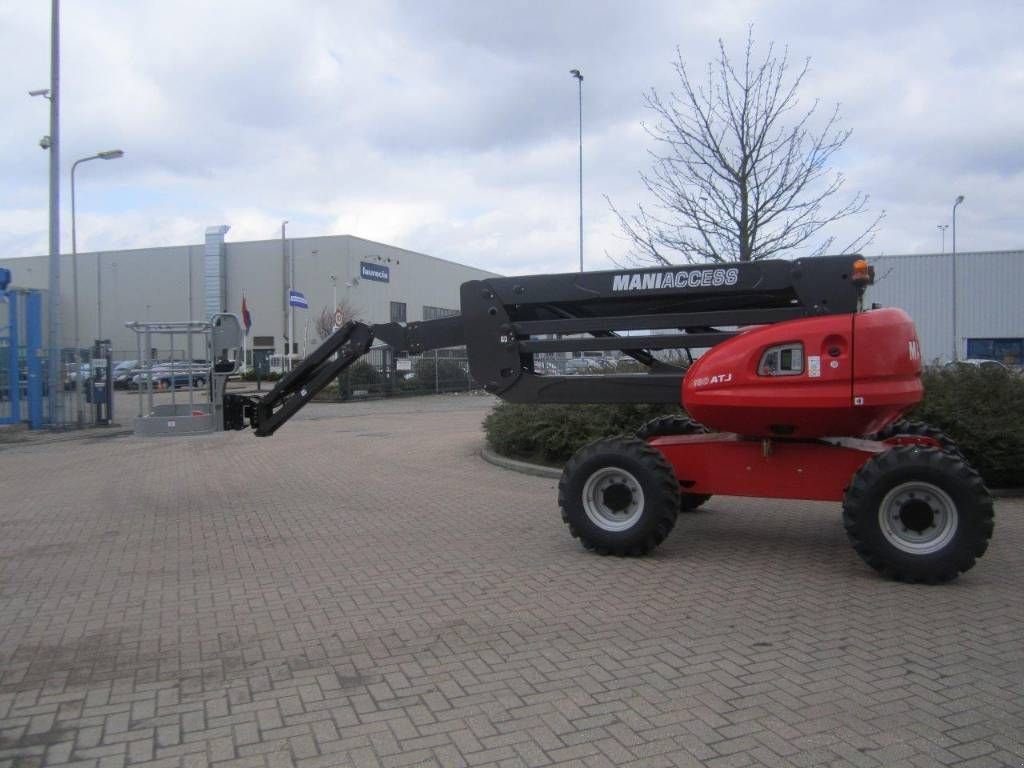 Teleskoparbeitsbühne van het type Manitou 180ATJ, Gebrauchtmaschine in Sittard (Foto 2)