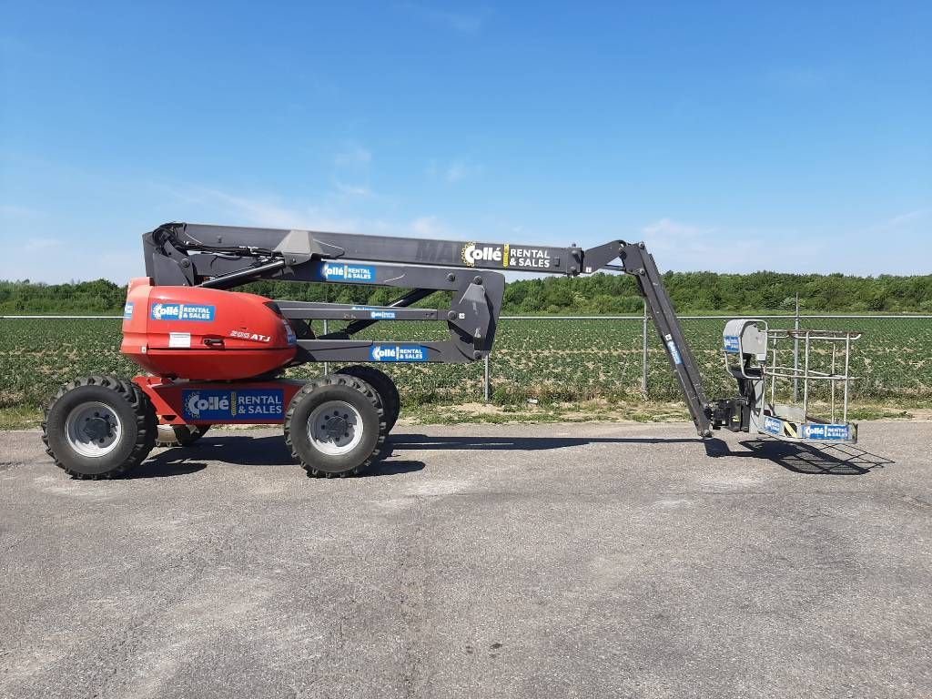 Teleskoparbeitsbühne du type Manitou 200 ATJ 4x4x4, Gebrauchtmaschine en Sittard (Photo 10)