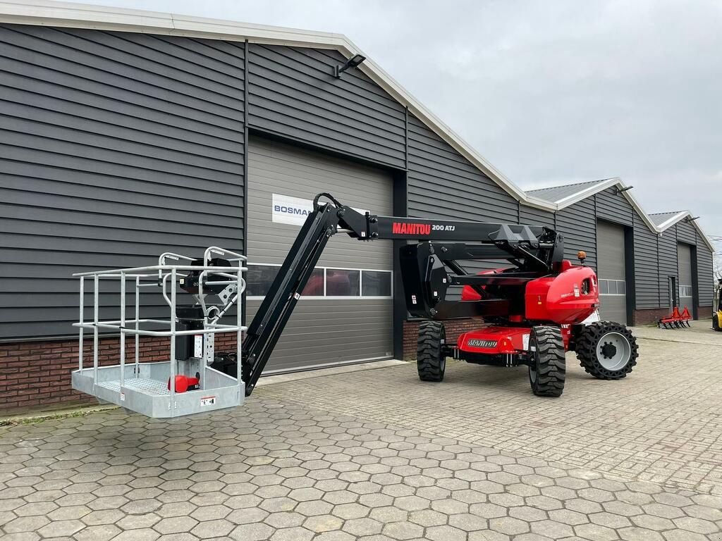 Teleskoparbeitsbühne van het type Manitou 200 ATJ Diesel knik-telescoophoogwerker 20 M, Neumaschine in Neer (Foto 4)