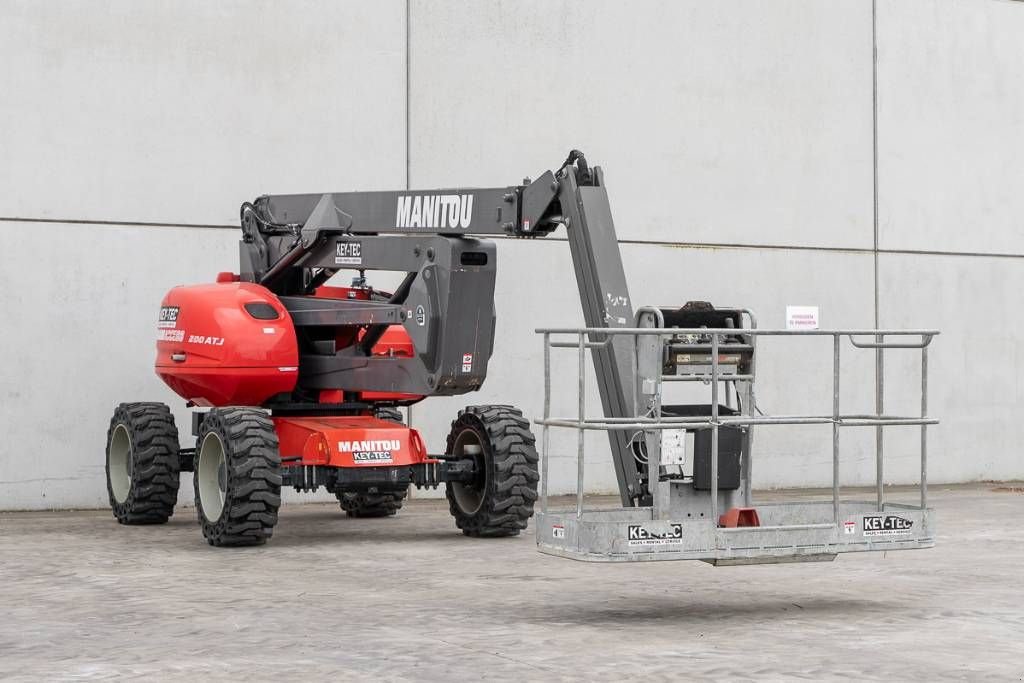 Teleskoparbeitsbühne van het type Manitou 200 ATJ, Gebrauchtmaschine in Moerbeke (Foto 5)