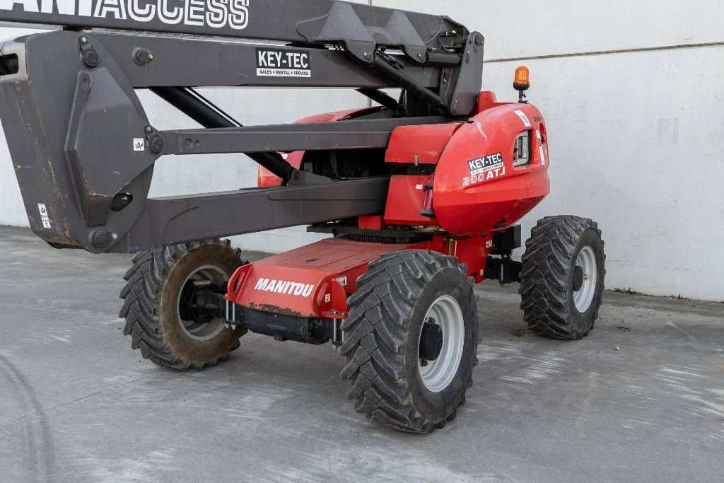 Teleskoparbeitsbühne van het type Manitou 200 ATJ, Gebrauchtmaschine in Moerbeke (Foto 2)