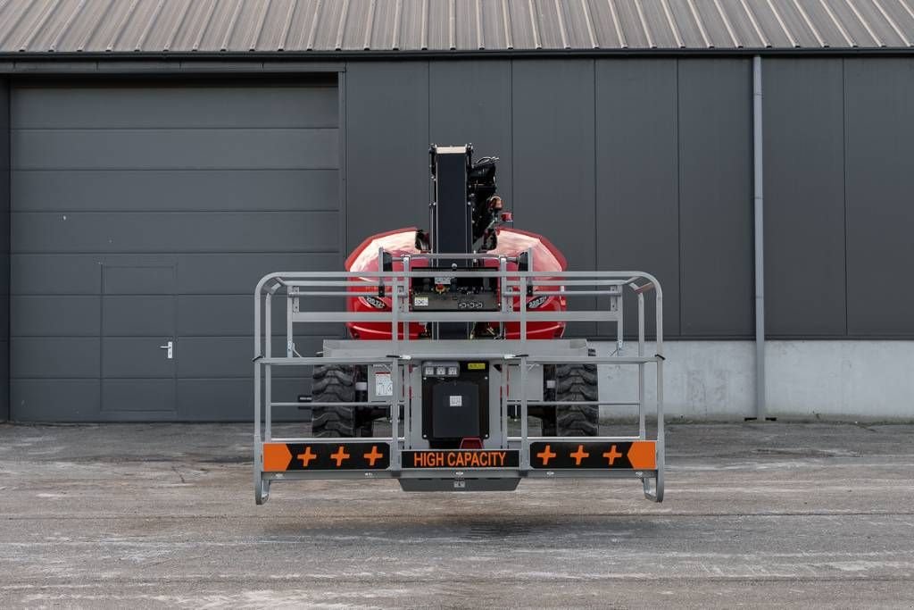 Teleskoparbeitsbühne van het type Manitou 220 TJ +, Neumaschine in Moerbeke (Foto 3)