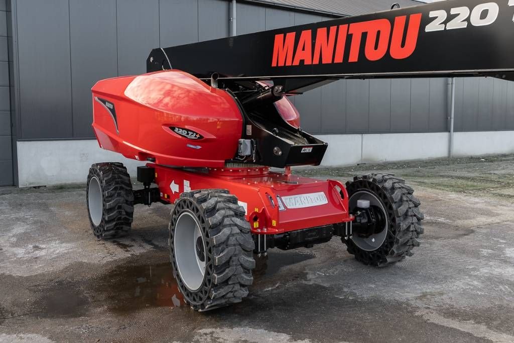 Teleskoparbeitsbühne of the type Manitou 220 TJ +, Neumaschine in Moerbeke (Picture 4)