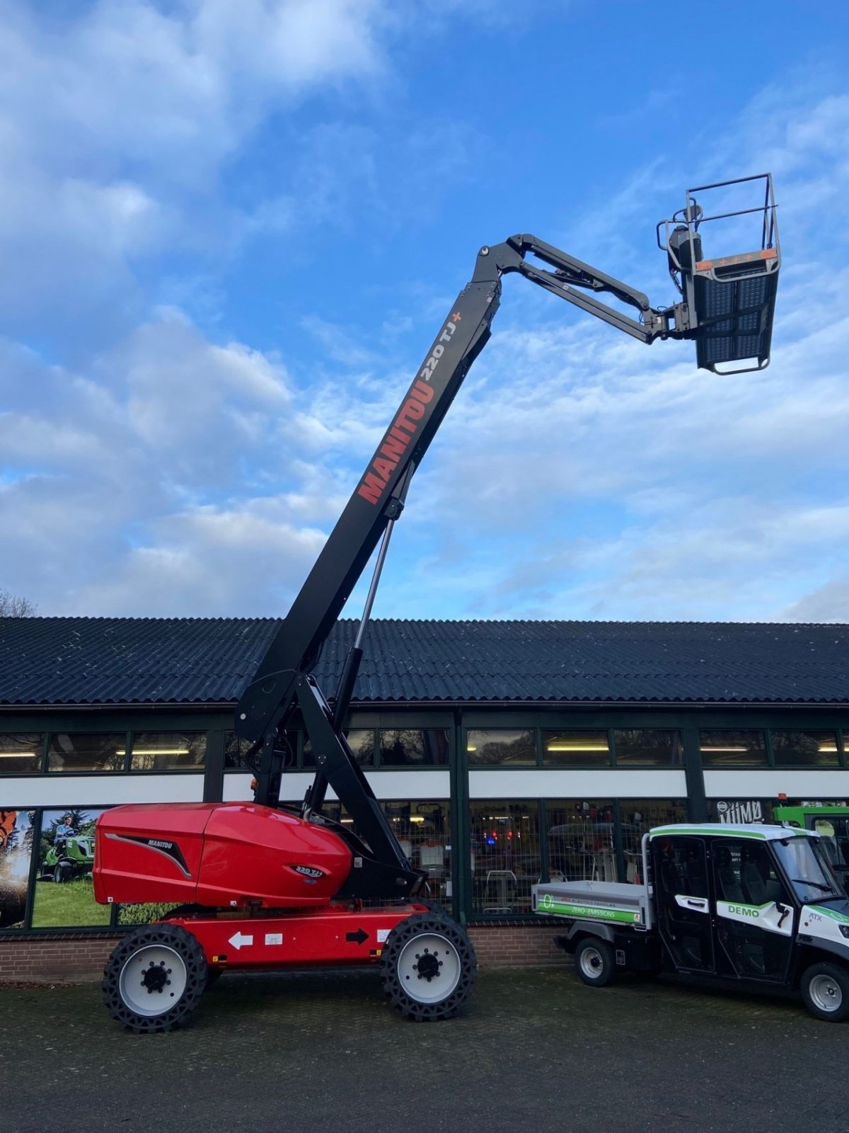 Teleskoparbeitsbühne tipa Manitou 220 TJ plus, Neumaschine u Laren Gld (Slika 1)