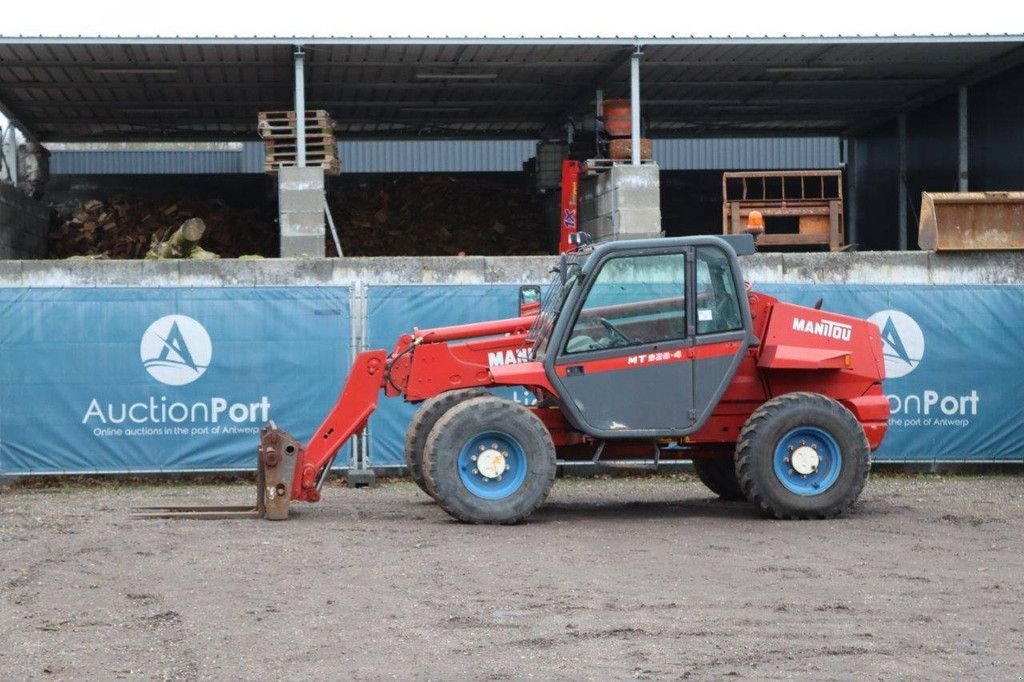 Teleskoparbeitsbühne des Typs Manitou MT 928-4, Gebrauchtmaschine in Antwerpen (Bild 1)