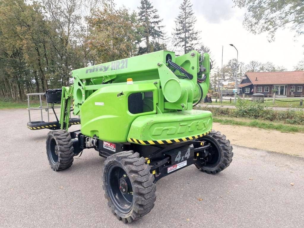 Teleskoparbeitsbühne of the type Niftylift HR 21 D 4x4 diesel knikarmhoogwerker 21 hoogwerker, Gebrauchtmaschine in Hooge mierde (Picture 2)