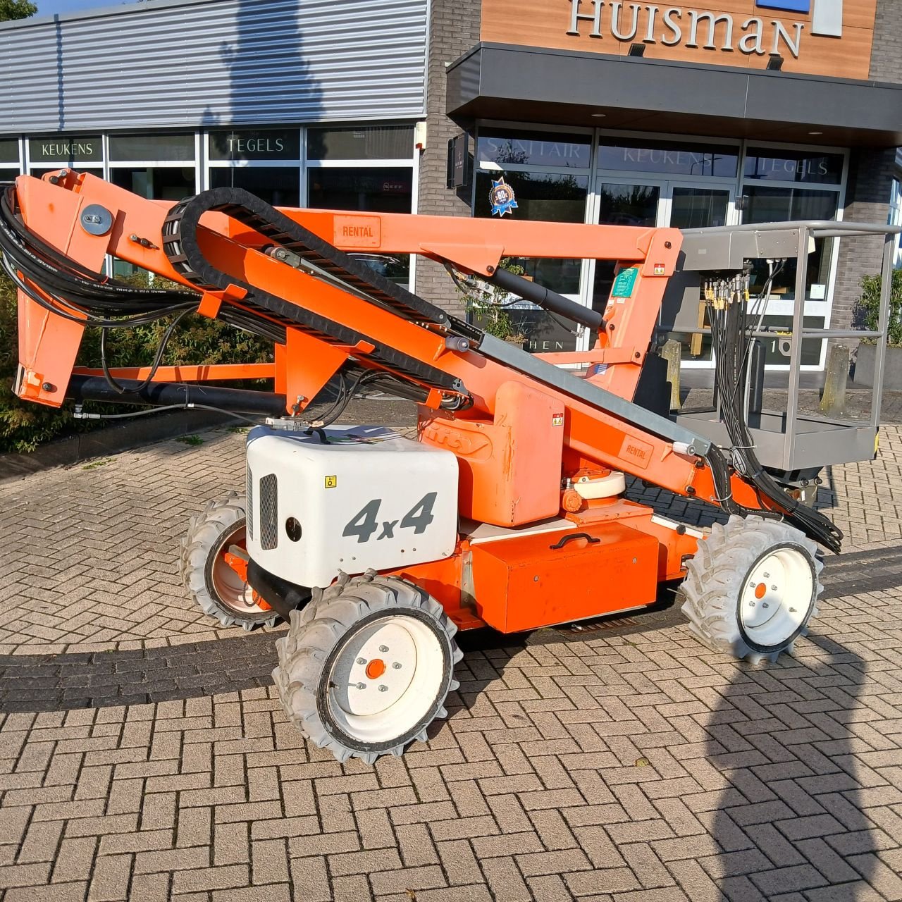 Teleskoparbeitsbühne del tipo Niftylift HR12DE 4WD., Gebrauchtmaschine en Alblasserdam (Imagen 1)