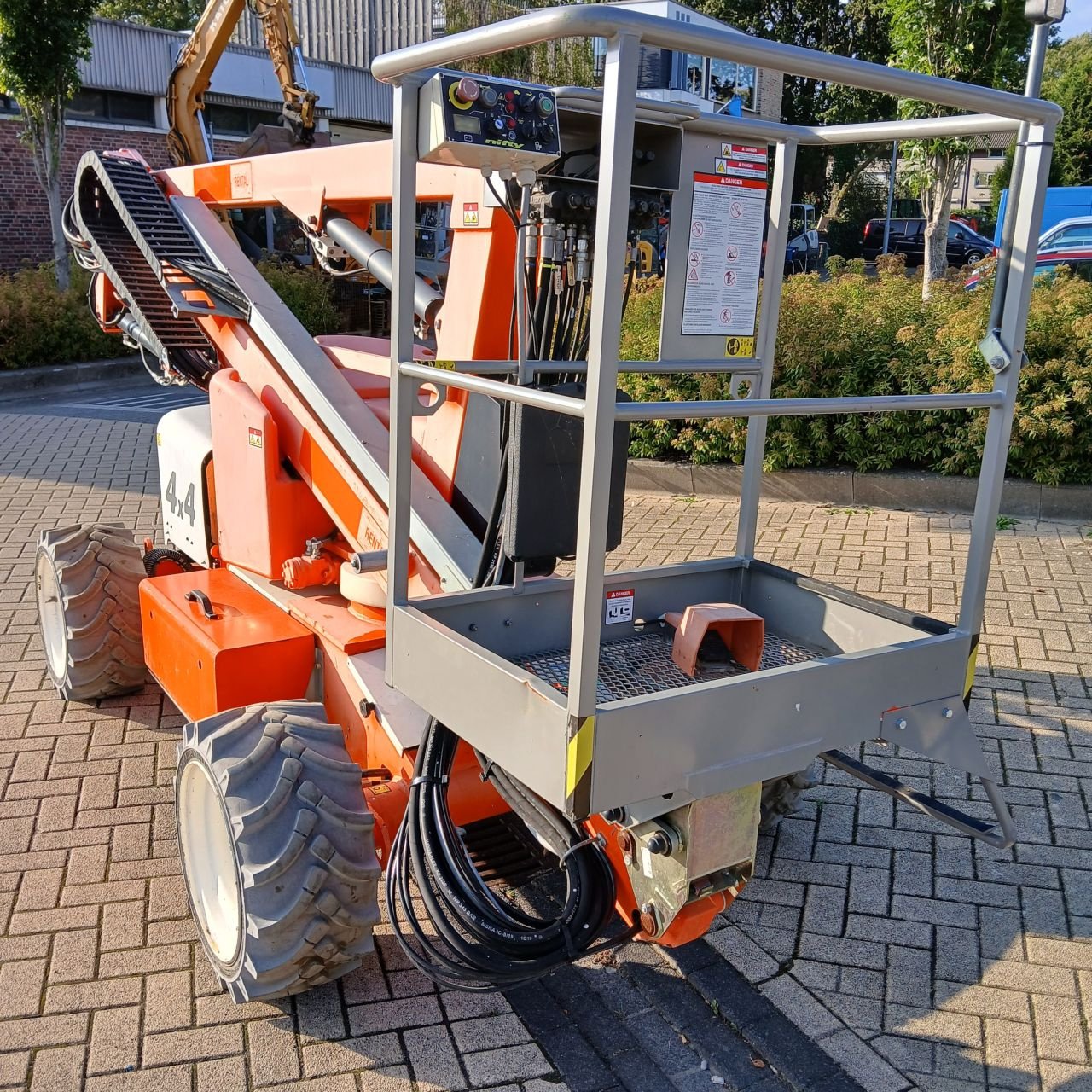 Teleskoparbeitsbühne del tipo Niftylift HR12DE 4WD., Gebrauchtmaschine en Alblasserdam (Imagen 5)