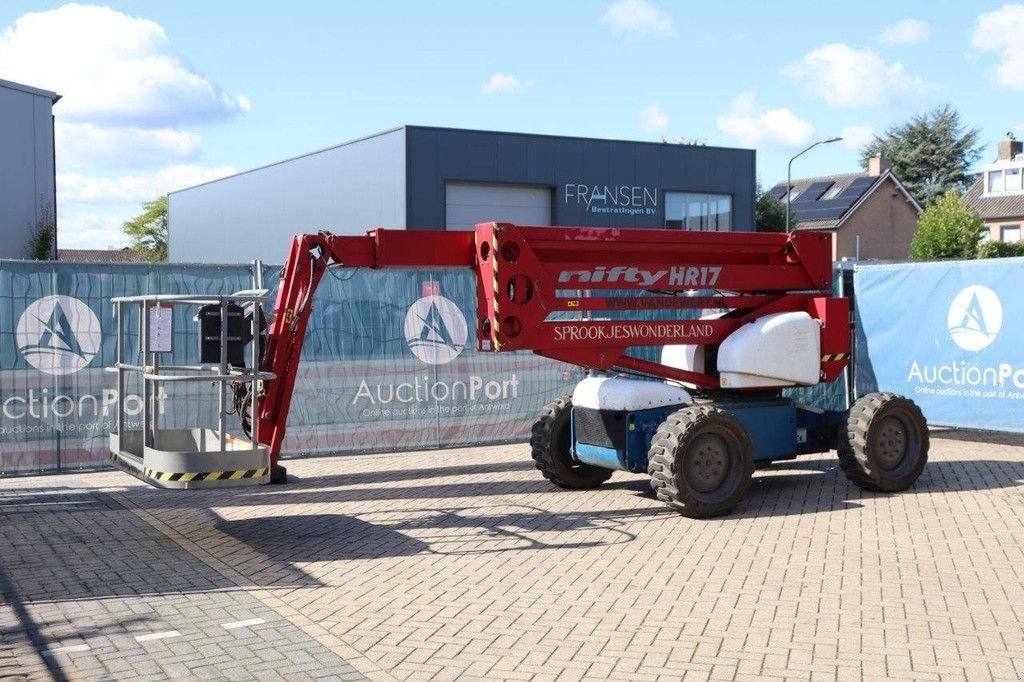 Teleskoparbeitsbühne del tipo Niftylift HR17D 4WD, Gebrauchtmaschine en Antwerpen (Imagen 9)