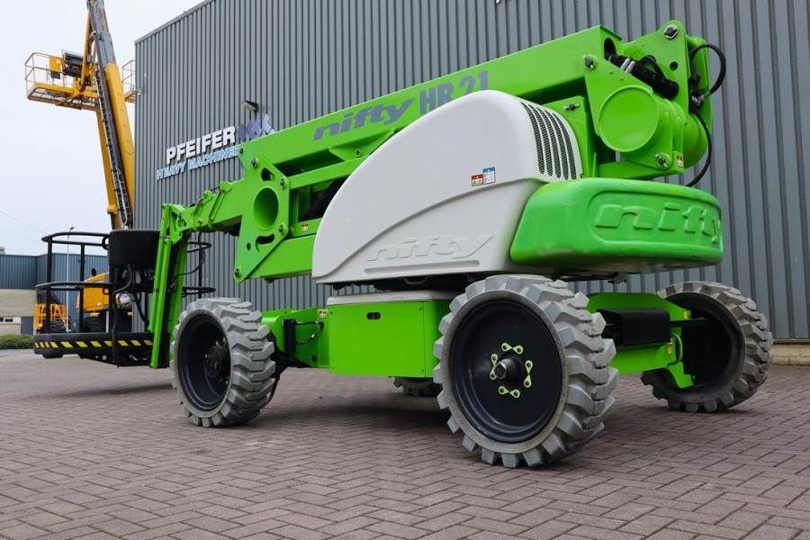 Teleskoparbeitsbühne of the type Niftylift HR21E Electric, 4x2 Drive, 21m Working Height, 13m, Gebrauchtmaschine in Groenlo (Picture 9)