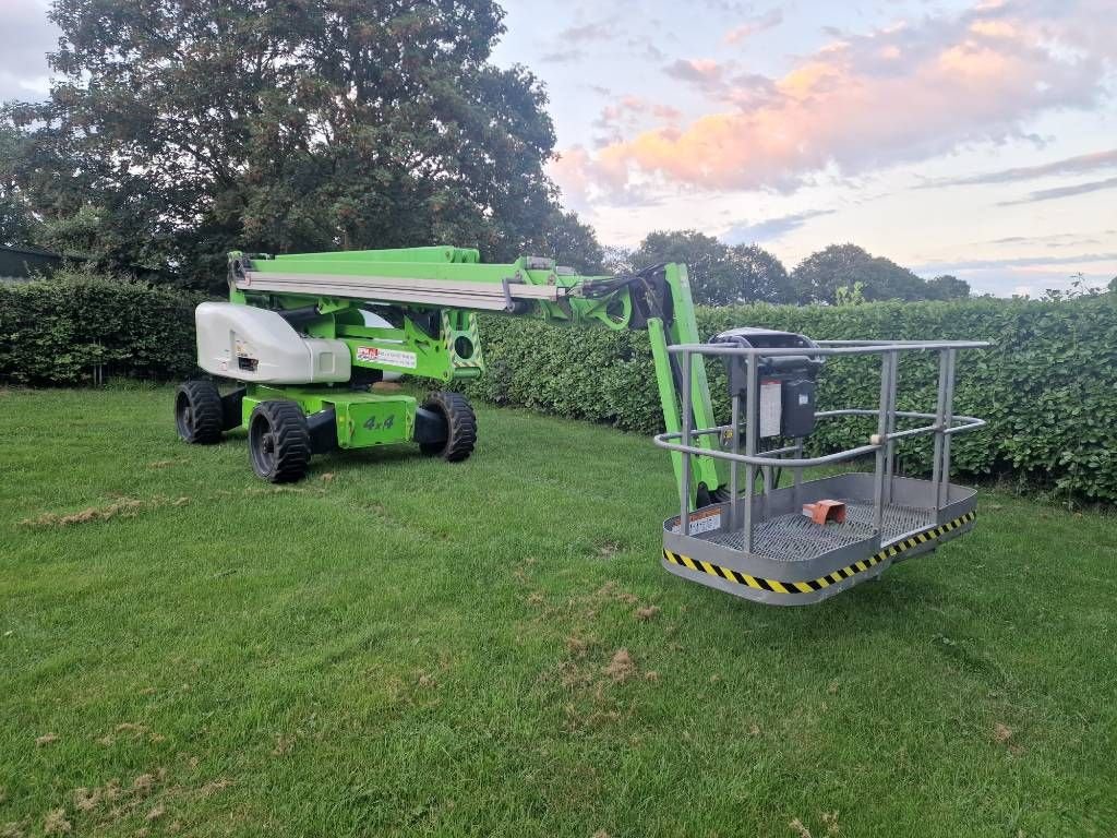 Teleskoparbeitsbühne van het type Niftylift HR28 4x4 diesel knikarmhoogwerker Nifty hr28d, Gebrauchtmaschine in Hooge mierde (Foto 1)