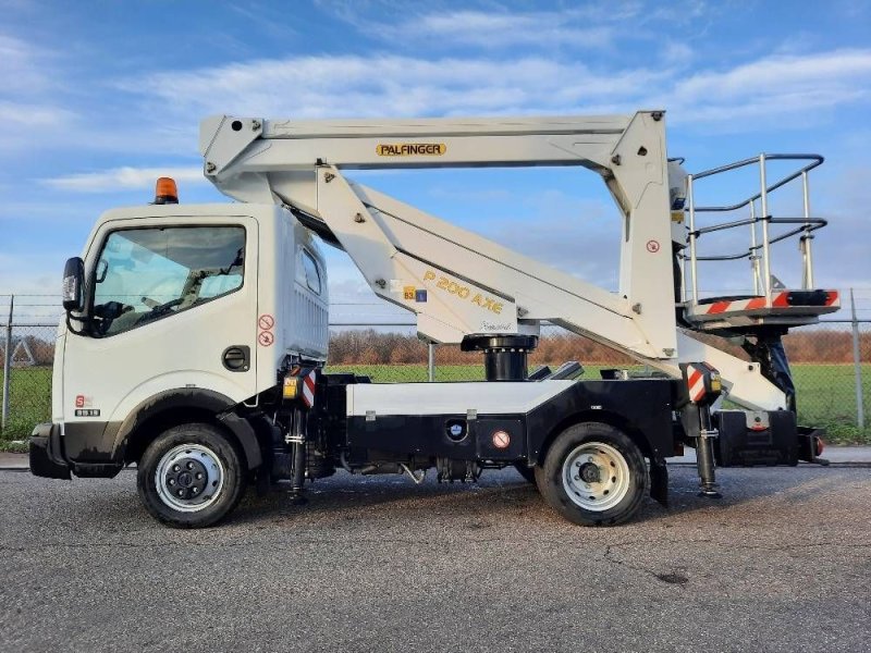 Teleskoparbeitsbühne du type Palfinger P 200 A X E, Gebrauchtmaschine en Sittard (Photo 1)