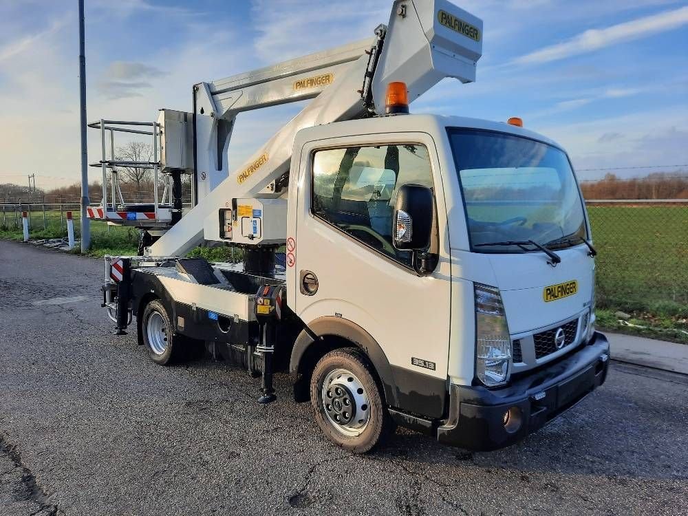 Teleskoparbeitsbühne van het type Palfinger P 200 A X E, Gebrauchtmaschine in Sittard (Foto 3)