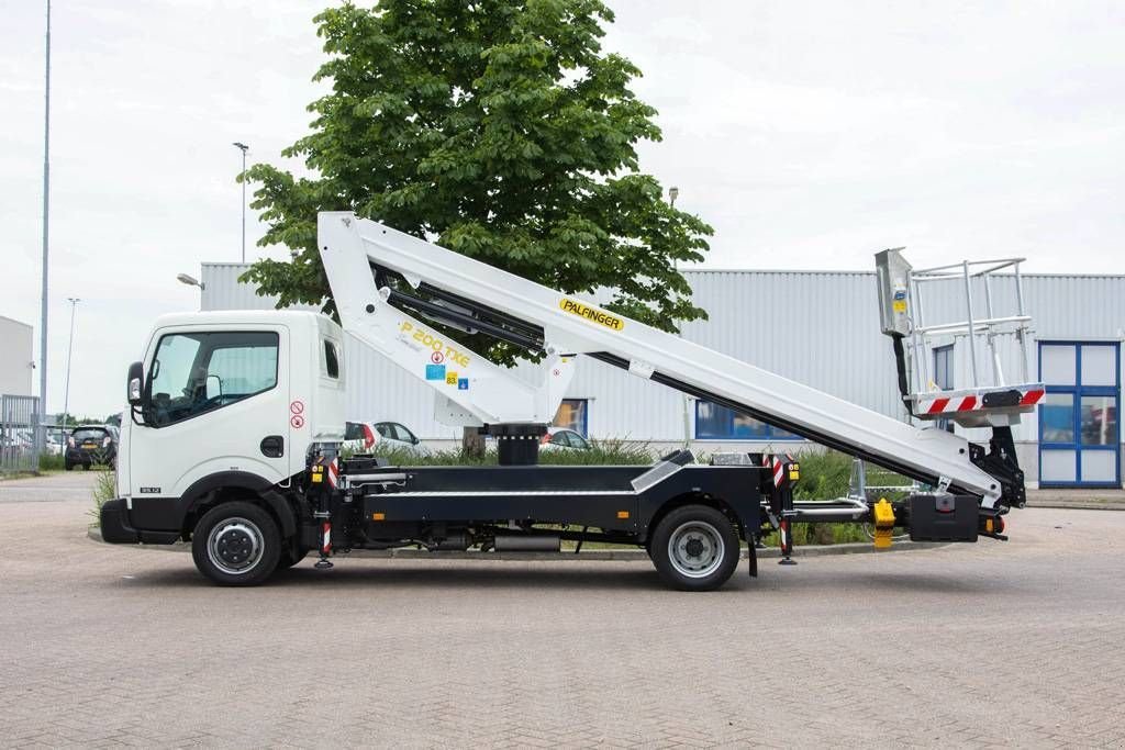 Teleskoparbeitsbühne des Typs Palfinger P 200 T X E, Gebrauchtmaschine in Sittard (Bild 2)