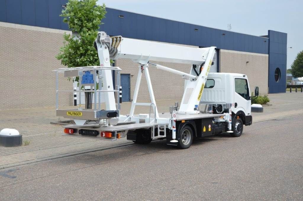 Teleskoparbeitsbühne van het type Palfinger P210 BK, Gebrauchtmaschine in Sittard (Foto 4)