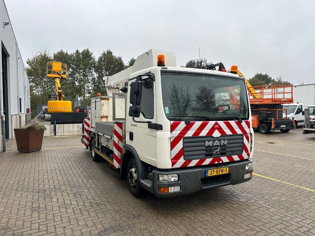 Teleskoparbeitsbühne van het type Palfinger TKA 17, Gebrauchtmaschine in WIJCHEN (Foto 4)