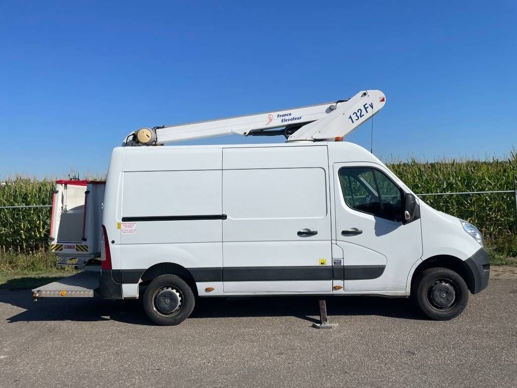 Teleskoparbeitsbühne van het type Sonstige France Elevateur 132 FV 132FV, Gebrauchtmaschine in Sittard (Foto 4)