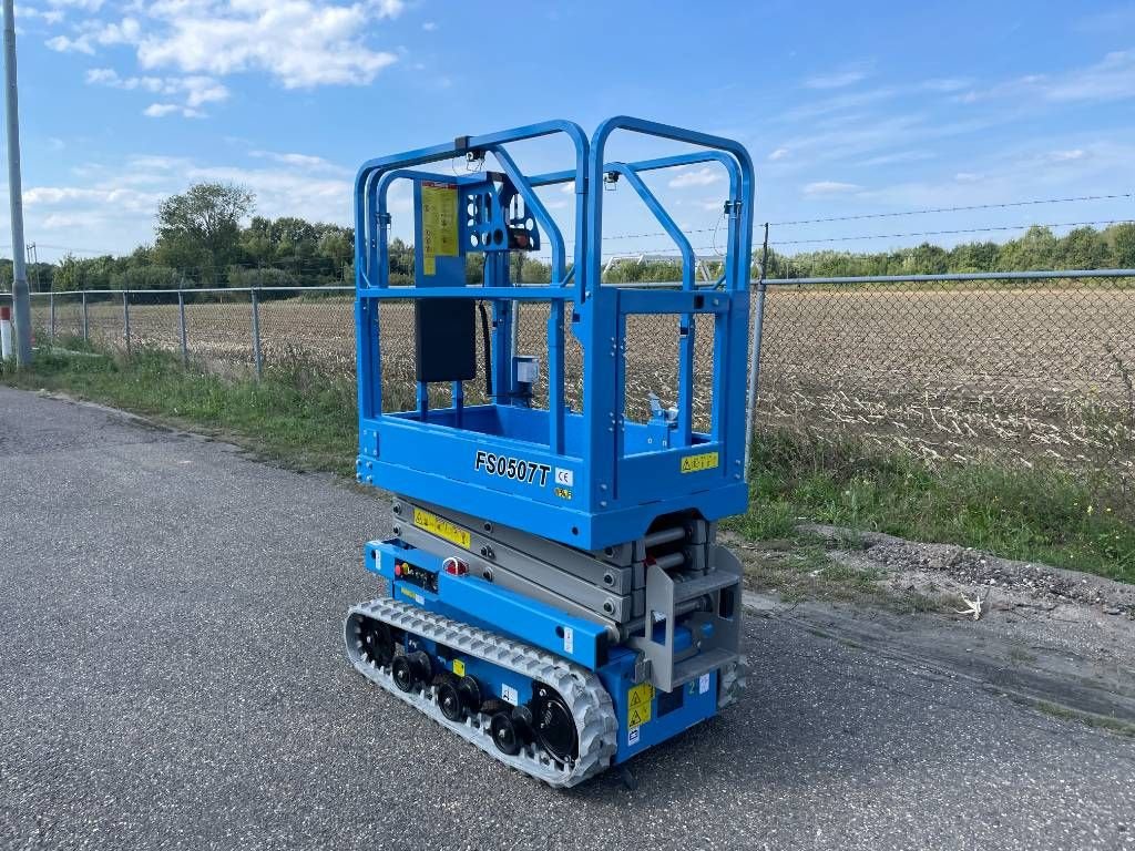 Teleskoparbeitsbühne typu Sonstige Fronteq FS0507T Tracked Scissor Lift, Neumaschine w Sittard (Zdjęcie 3)