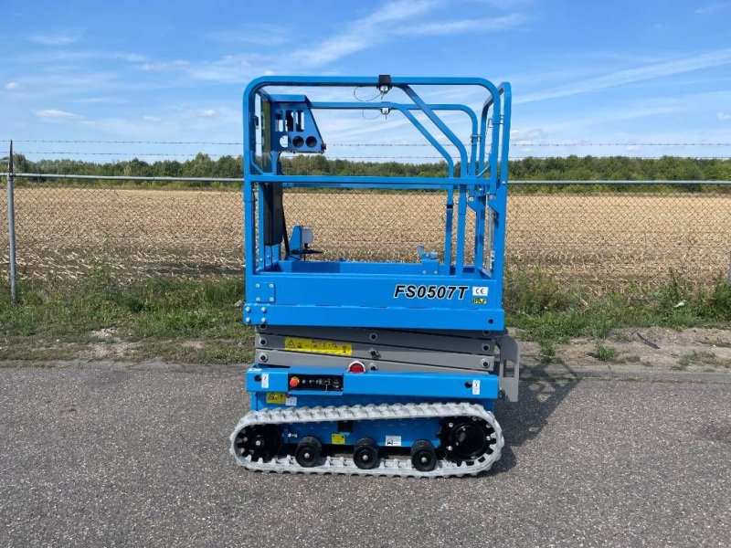 Teleskoparbeitsbühne tip Sonstige Fronteq FS0507T Tracked Scissor Lift, Neumaschine in Sittard (Poză 1)