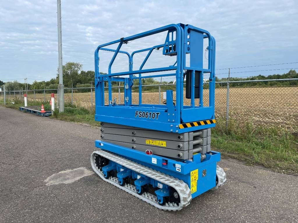 Teleskoparbeitsbühne Türe ait Sonstige Fronteq FS0610T Tracked Scissor Lift, Neumaschine içinde Sittard (resim 10)