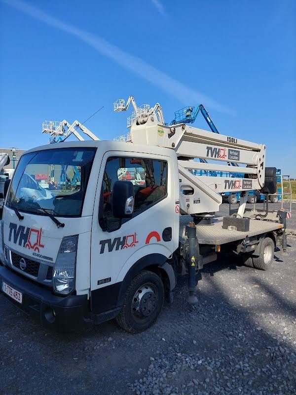 Teleskoparbeitsbühne van het type Sonstige Isoli PNT 210 J / NISSAN CABSTAR, Gebrauchtmaschine in Waregem (Foto 1)