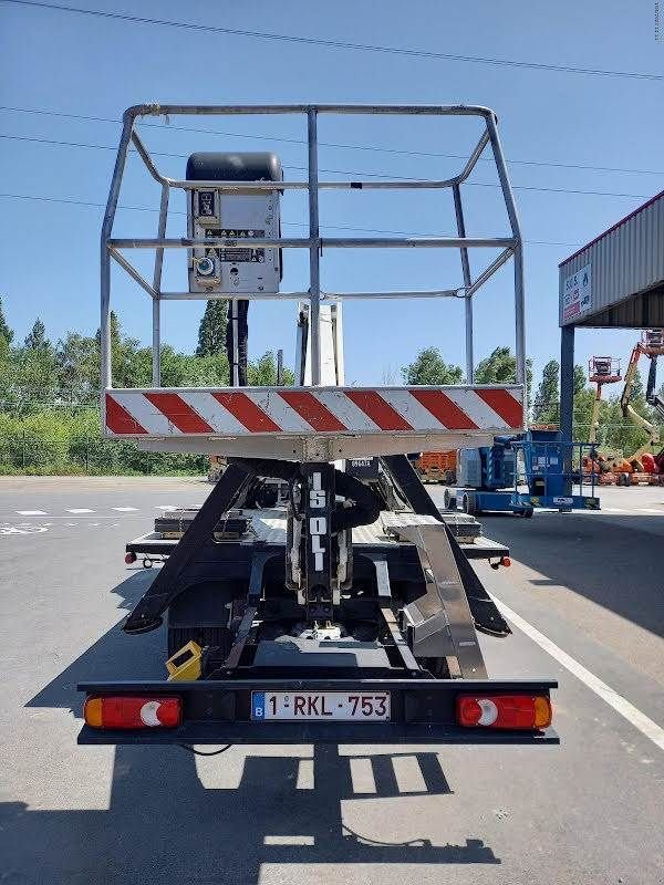 Teleskoparbeitsbühne van het type Sonstige Isoli PT 140 / NISSAN CABSTAR, Gebrauchtmaschine in Waregem (Foto 8)